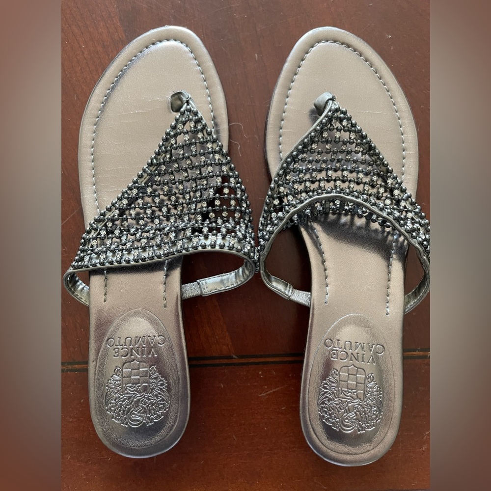 Size 7.5 Vince Camuto Sandals